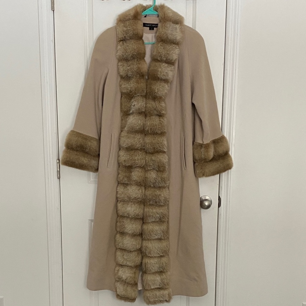 Albert Nipon Beige Coat with Faux Fur